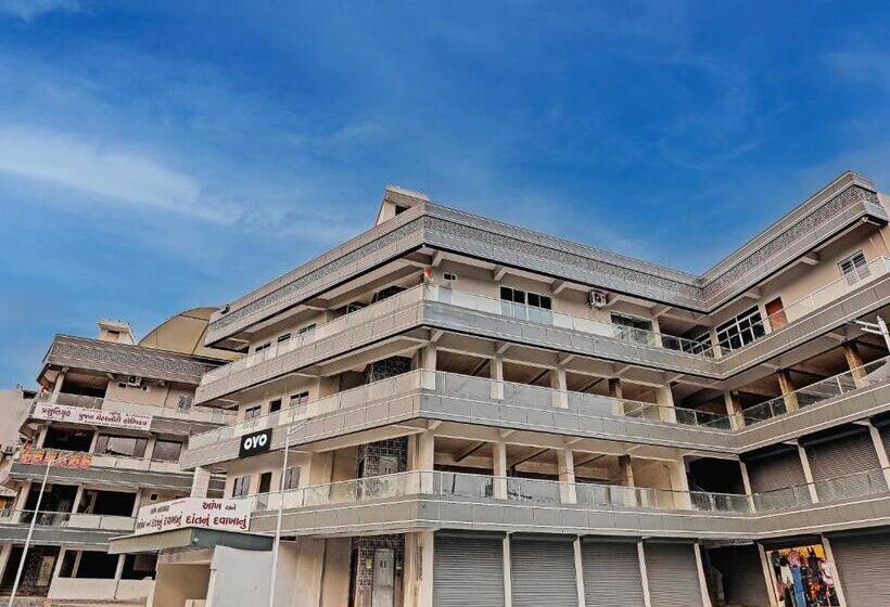 酒店 Collection O Kanha Inn
