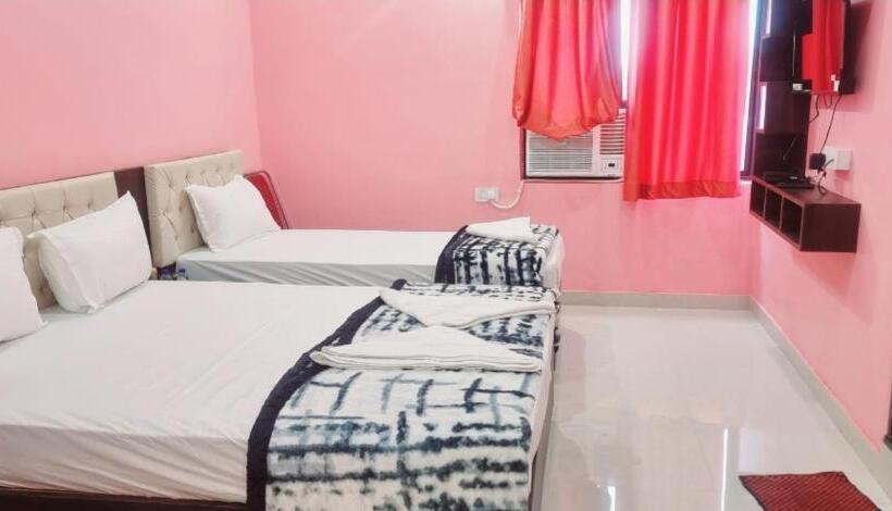 Отель Maharaja Resort &