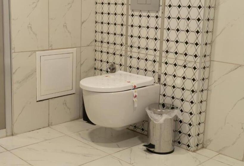 ホテル Ottoman Suit Apartment &