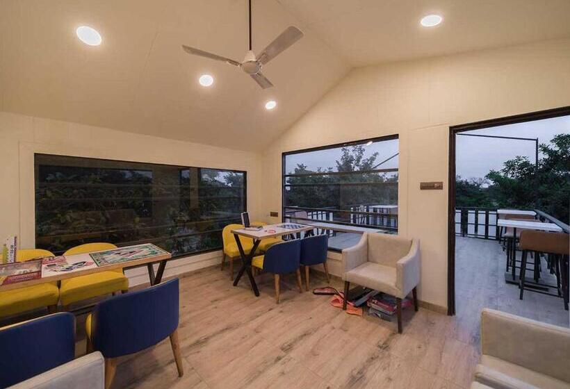 ホテル Saachi Villagio Resort