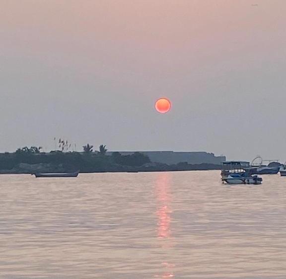 Отель Uttara Residency Malvan
