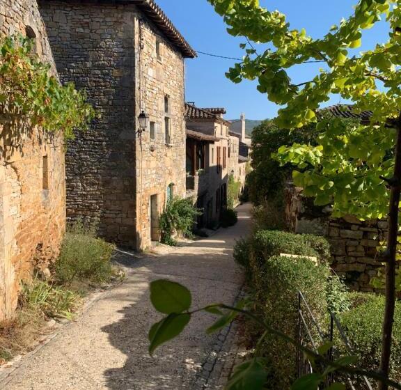 פנסיון La Chambre Des Ecureuils   Bruniquel