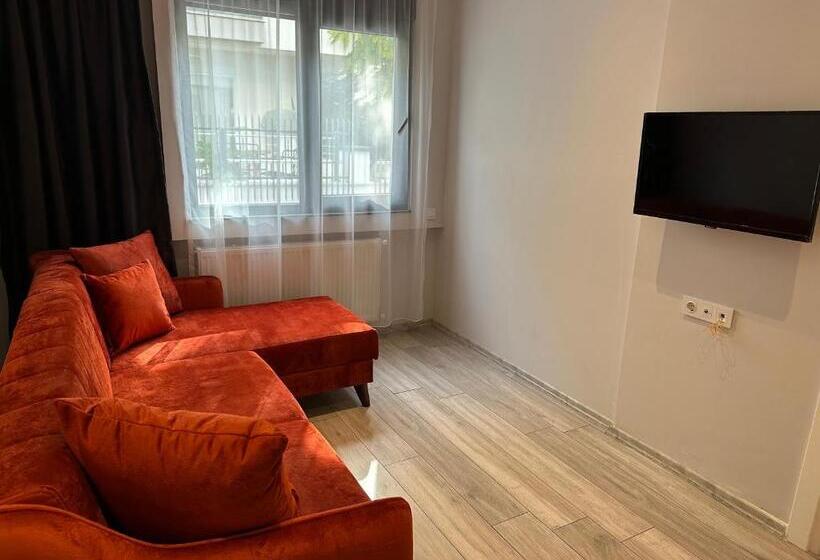 Real Homes Lara