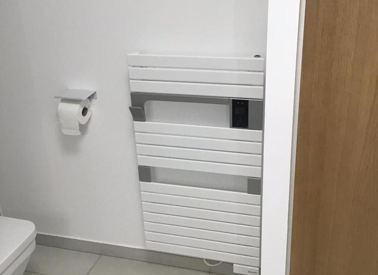 مبيت وإفطار Suite Avec 2 Chambres D Hôtes Pour 1 à 4 Personnes Avec Terrasse, Vue Mer, Parking Privé, Proche Por