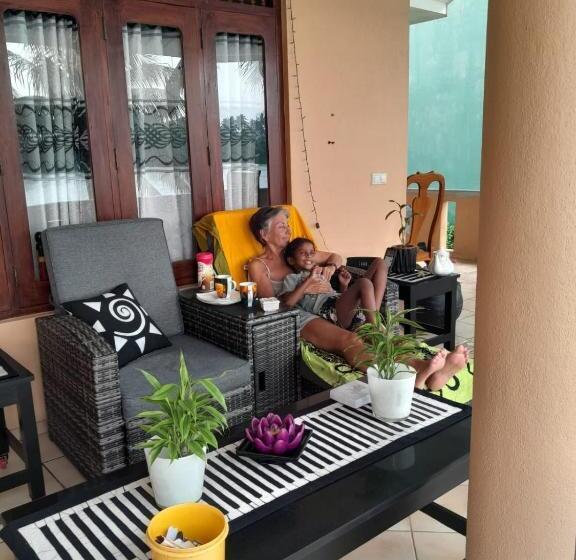 ベッドアンドブレックファースト Queen S Inn