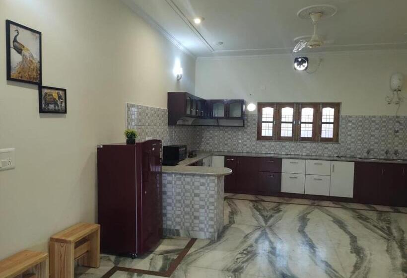 住宿加早餐  The Litchi Tree Courtyard