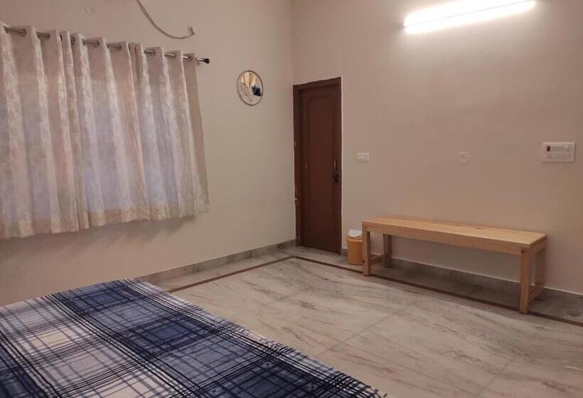 住宿加早餐  The Litchi Tree Courtyard