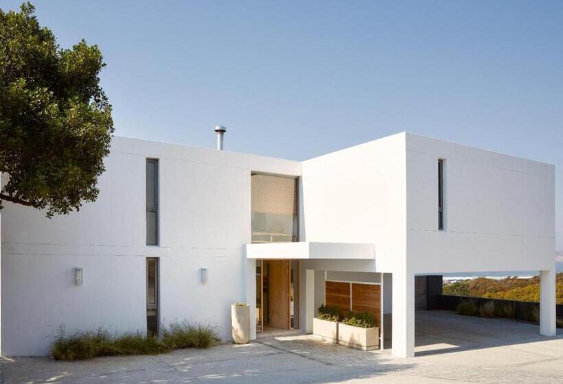 تختخواب و صبحانه Walkers Beach