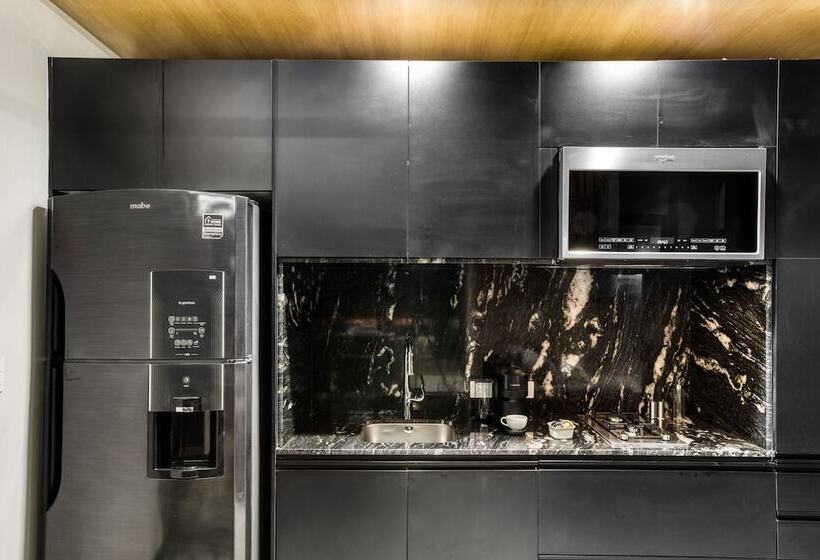 Downtown Designer Apartments By Uliv
