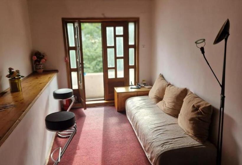 Flava Hostel