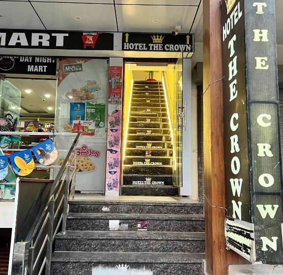 酒店 The Crown , Top Rated & Most Awarded Property In Chandigarh, Zirakpur & Tricity