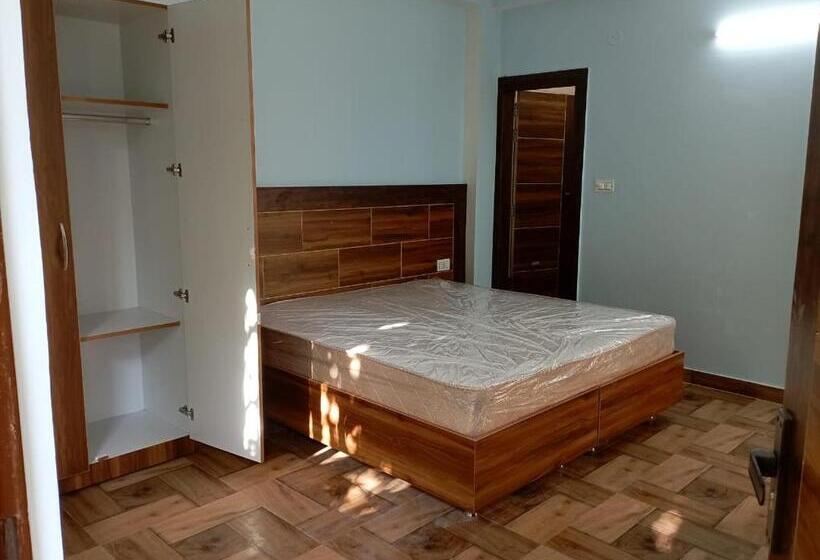펜션 Crescent Moon Homestay