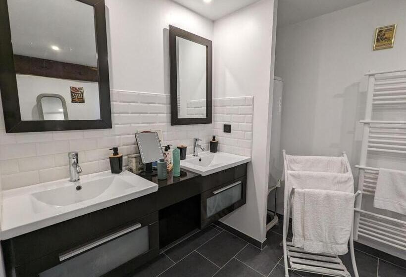 膳宿费 Guestroom Bouges Le Château, 1 Pièce, 3 Personnes   Fr 1 591 536