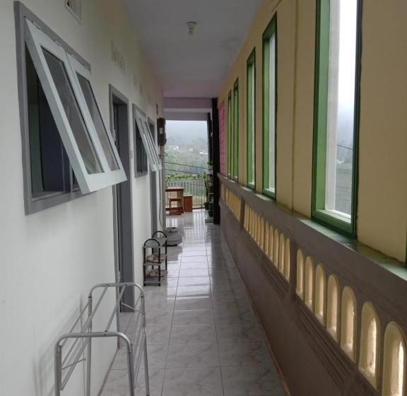 بنسيون Aaa, Sukapura Guesthouse, Bromo Mountain View Triple A Tour, 3 Levels, Sukapura, Probolinggo, Additi