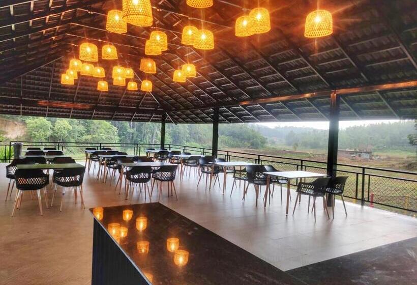 渡假胜地  Redberry S Luxury Stay Coorg
