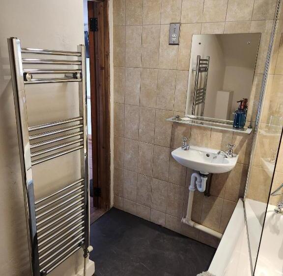 فندق صغير The New Inn