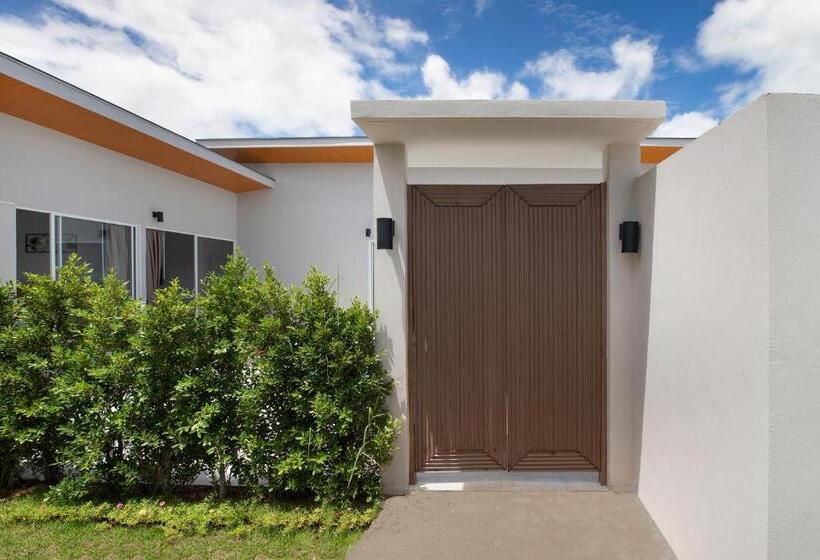 酒店 Andaman Best Time Grand Pool Villa