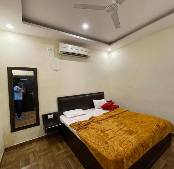 호텔 Days Inn