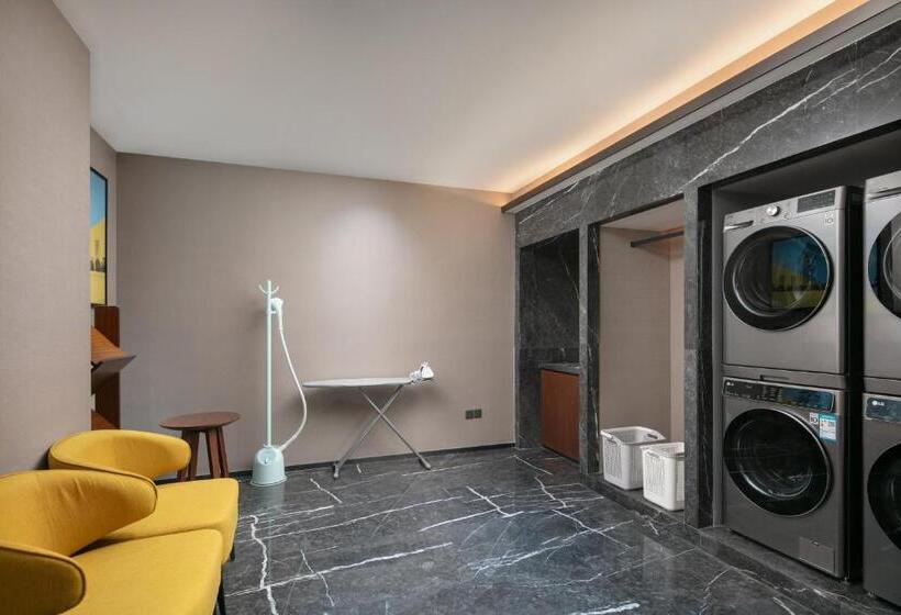فندق Hampton By Hilton Foshan Dali