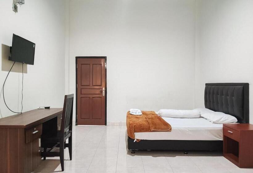 فندق Reddoorz Plus Syariah Near Simpang Rimbo Jambi
