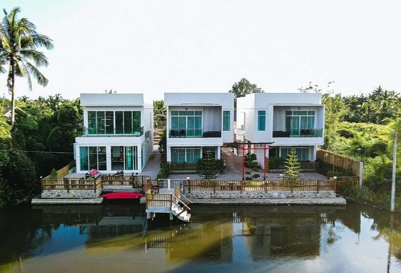 ホテル Yunoya Riverside Villa