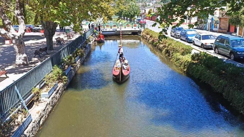 פנסיון Habitación Para 4, Acogedor, Familiar, Equipado, Baño Compartido