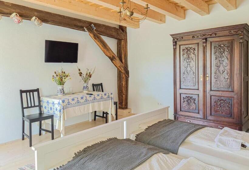 פנסיון Haus Rether   Transylvanian Guesthouse