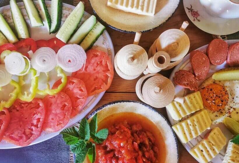 פנסיון Haus Rether   Transylvanian Guesthouse
