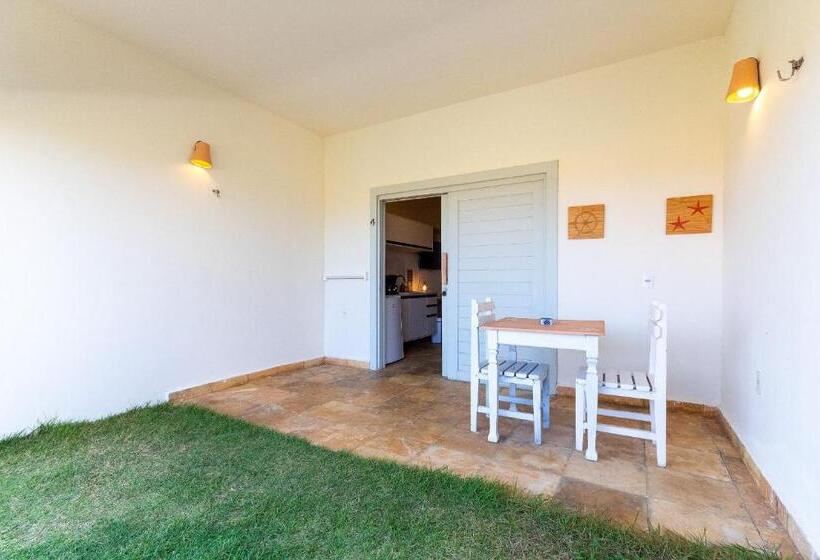 ペンション Maravista Suítes   Cond. A Beira Mar São Miguel Do Gostoso
