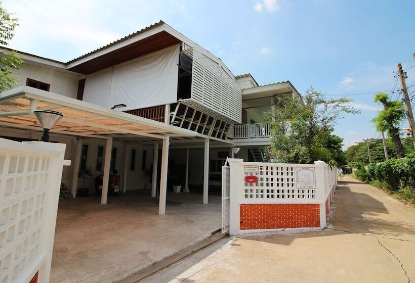 膳宿费 Room In Guest Room   Baan Khunphiphit Homestay
