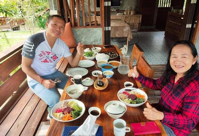 리조트 บ้านวารีชีวา Wareecheewa