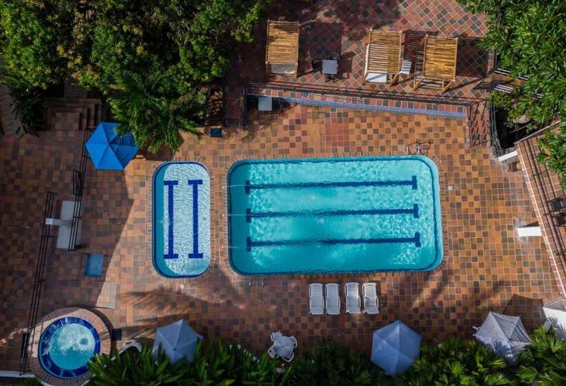 ユースホステル El Tobogan Hotel En San Jeronimo