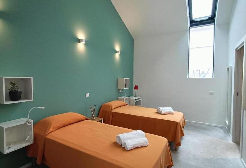Bed & Bike Hostel