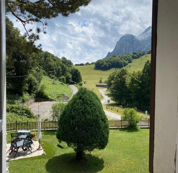 ホテル Albergo Rifugio Cainallo