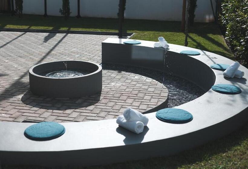 هتل Alma Candida 23