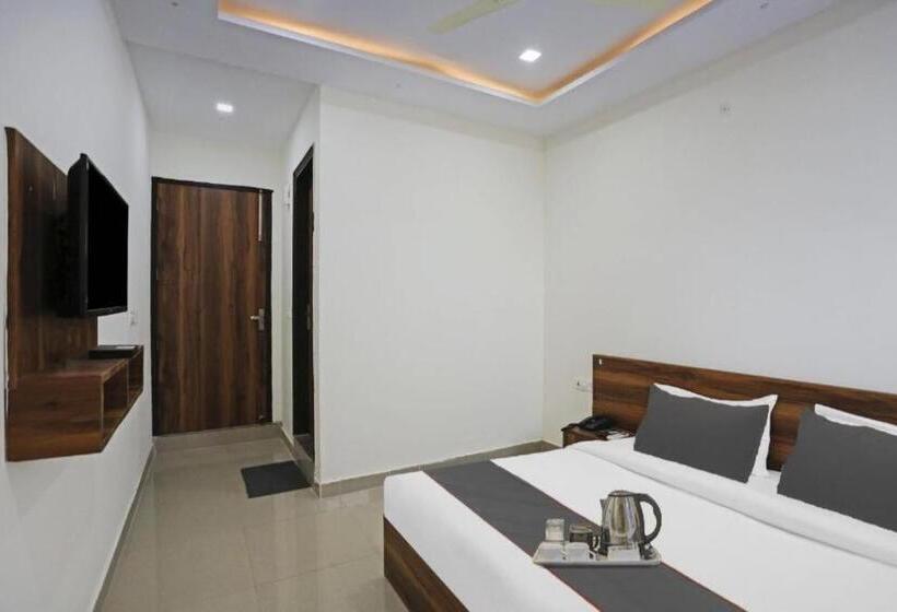 فندق Flagship Royal View