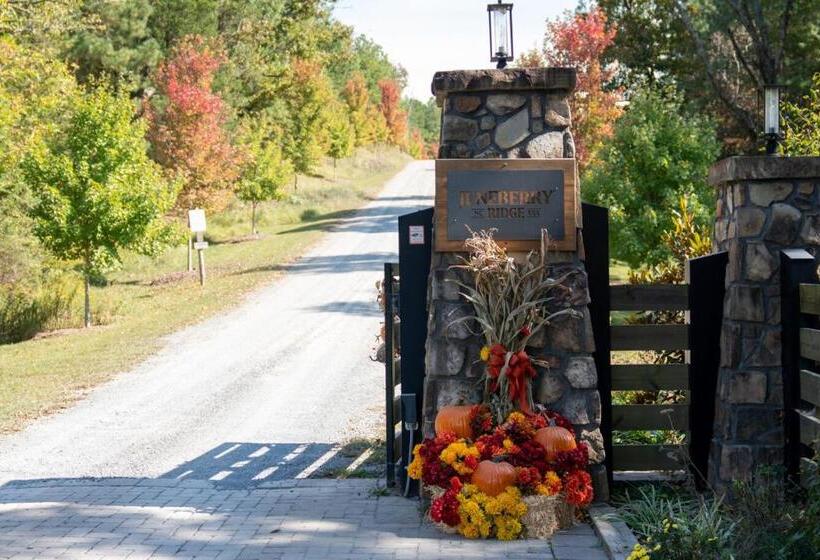 ホテル Juneberry Ridge