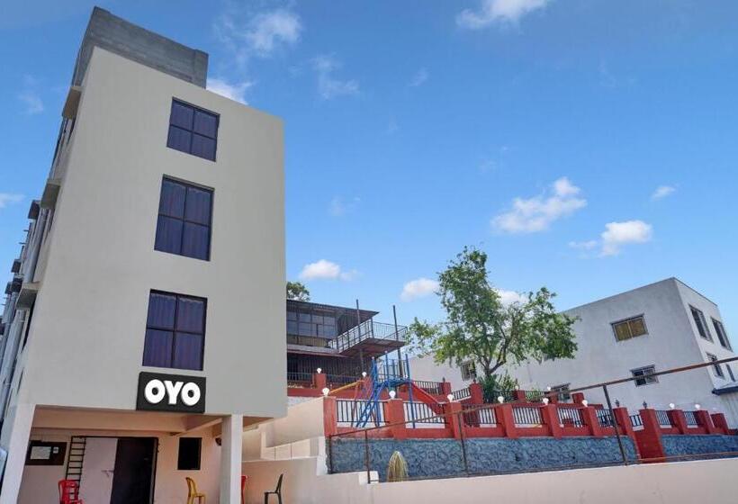 فندق Oyo Flagship Shri Sai Lodging
