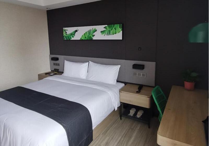 فندق Thank Inn Plus Hanzhong High Speed Railway Station