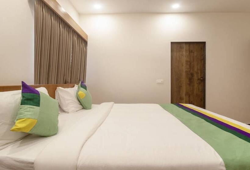 هتل Treebo Elite Plaza, 700 Mtrs From Madikeri Fort