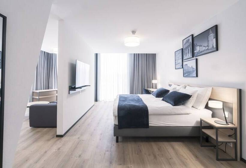 בית מלון כפרי Yparc Hôtel