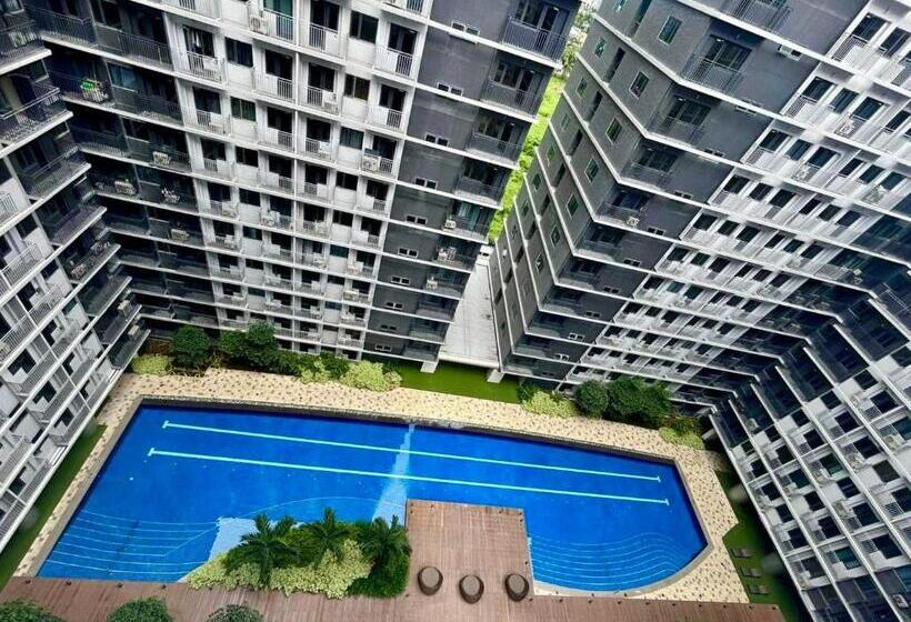 Pasay Condotel With Massage Chair And Ps4  Stellar Suites