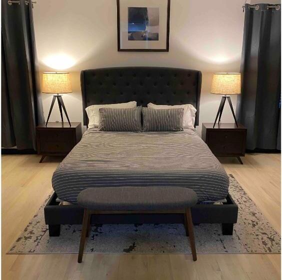 پانسیون Champion Suite; Modern Guesthouse