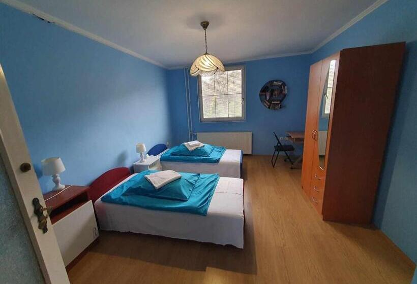 بنسيون Egervári Béres Vendégház  Középső Apartman