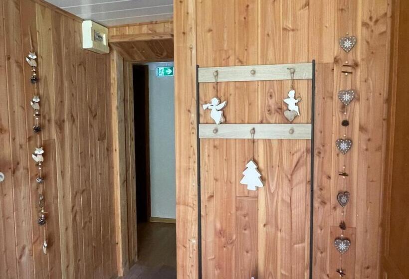 פנסיון Maison Montagnarde Chaleureuse Avec Services, Randonnées Et Vue Imprenable à Ventron   Fr 1 589 567