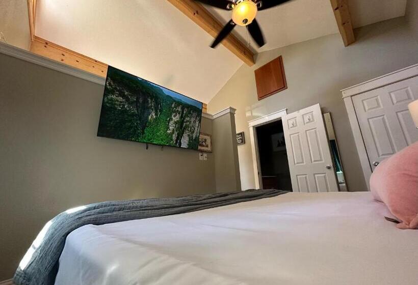 پانسیون Luxury Smart Bungalow