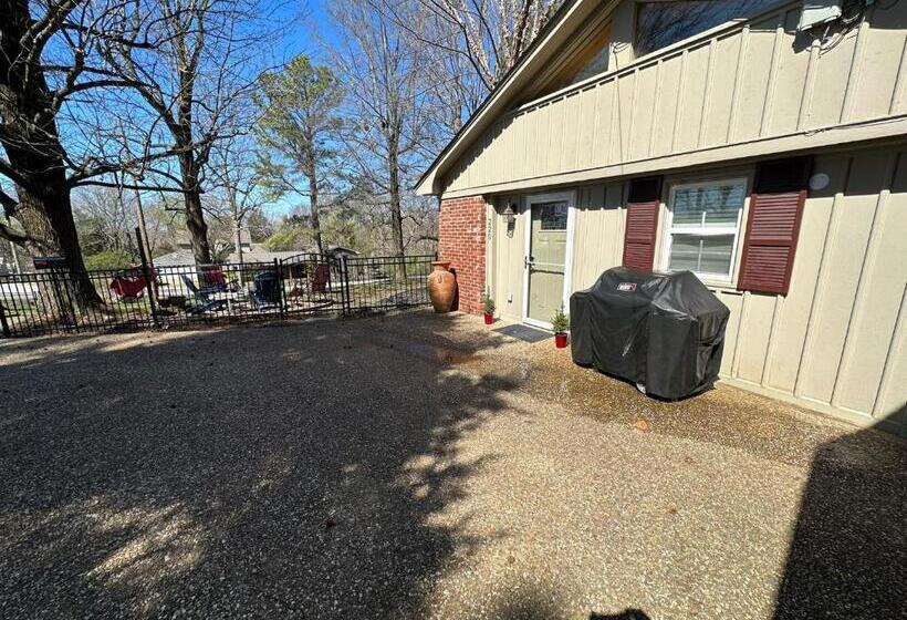 پانسیون Luxury Smart Bungalow