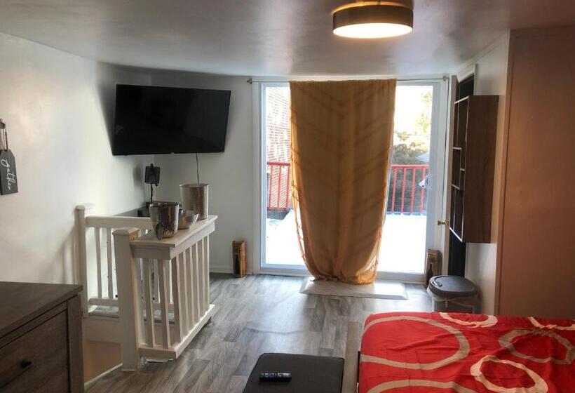 پانسیون Roceruzdevelopments Llc