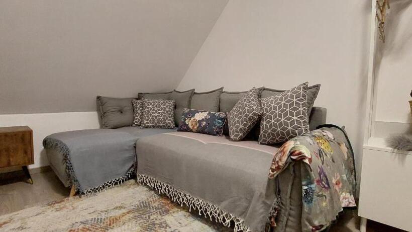 膳宿费 Studio Duplex à Savenay