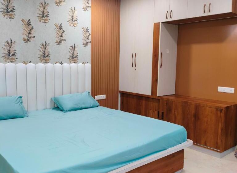Pm Guest House